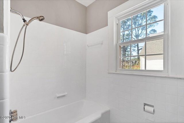 300 Dogwood Lane, Hamlet, NC 28345