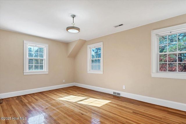 300 Dogwood Lane, Hamlet, NC 28345