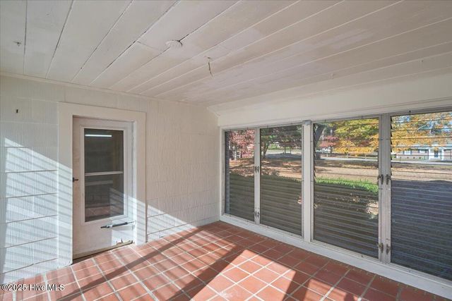 300 Dogwood Lane, Hamlet, NC 28345