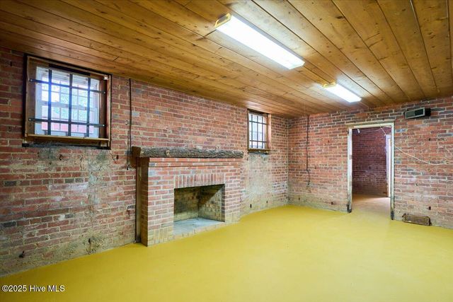 300 Dogwood Lane, Hamlet, NC 28345