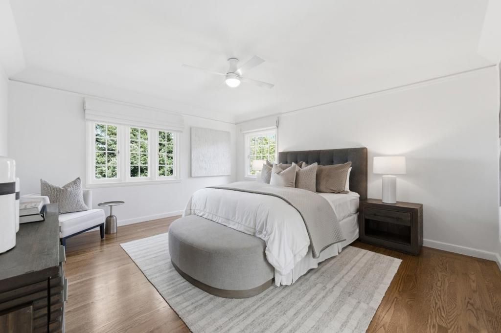 Image 21 of property listing at 2835 Hillside Drive, Burlingame, CA 94010