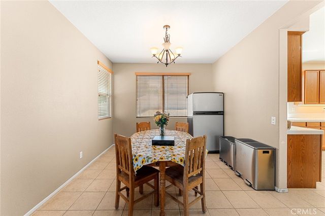 12419 Ojo Caliente, Victorville, CA 92392
