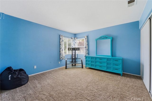 12419 Ojo Caliente, Victorville, CA 92392