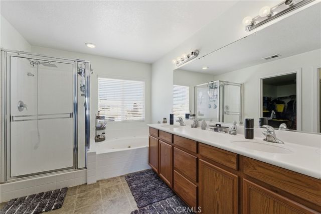 12419 Ojo Caliente, Victorville, CA 92392