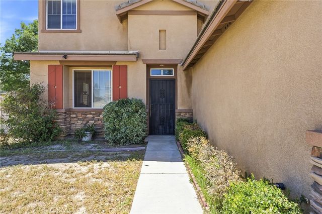 12419 Ojo Caliente, Victorville, CA 92392