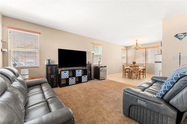 12419 Ojo Caliente, Victorville, CA 92392