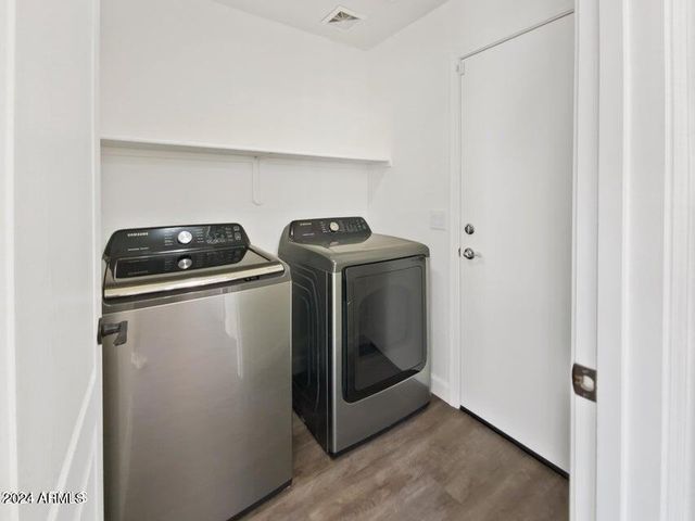 866 S CERISE --, Mesa, AZ 85208