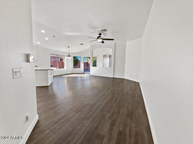 866 S CERISE --, Mesa, AZ 85208