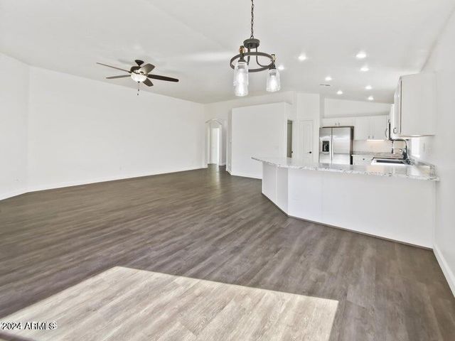 866 S CERISE --, Mesa, AZ 85208