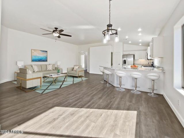 866 S CERISE --, Mesa, AZ 85208