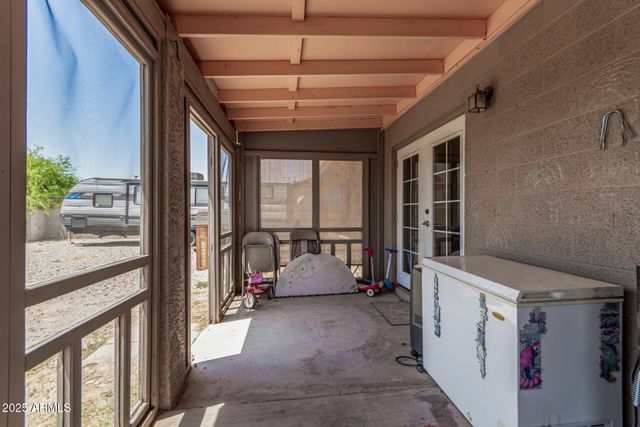 9815 W CAMELIA Drive, Arizona City, AZ 85123