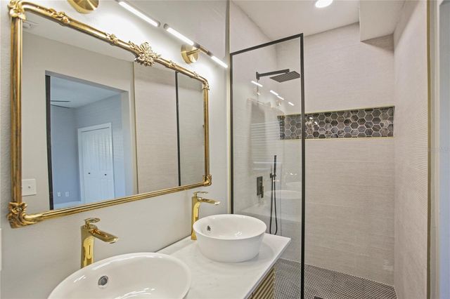 1407 BERWYN ROAD, Orlando, FL 32806