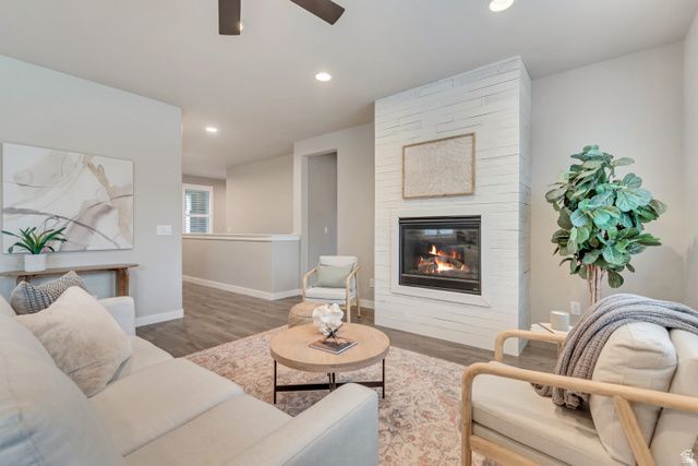9553 S ALANE HOLLOW RD, West Jordan, UT 84081