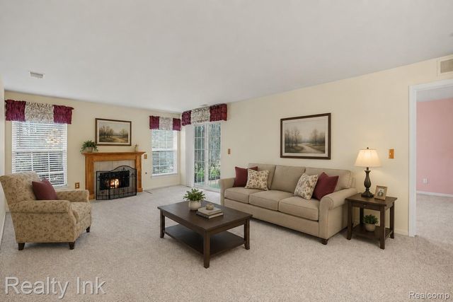 3399 Tremonte Circle S, Oakland Charter Township, MI 48306