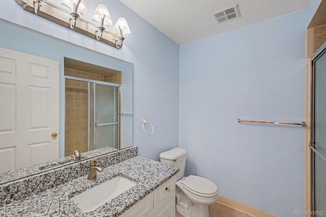 3399 Tremonte Circle S, Oakland Charter Township, MI 48306