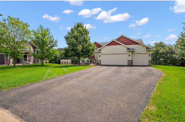 1048 152nd Lane NW, Andover, MN 55304