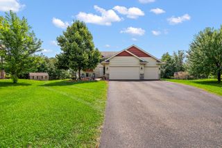 1048 152nd Lane NW, Andover, MN 55304