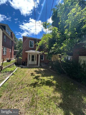 2020 HOLLY ST, Harrisburg, PA 17104
