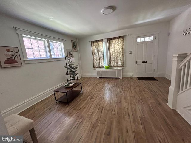 2020 HOLLY ST, Harrisburg, PA 17104