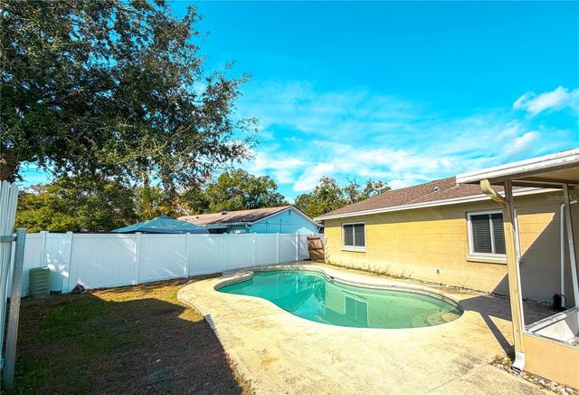 6224 PALMVIEW COURT, Tampa, FL 33625