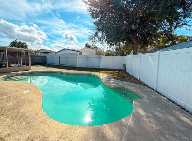 6224 PALMVIEW COURT, Tampa, FL 33625