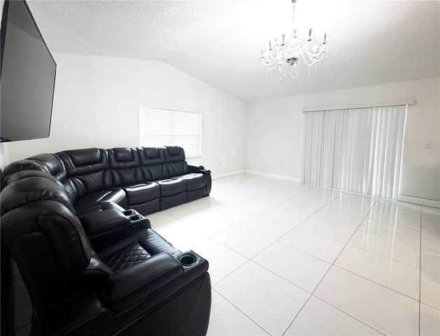 6224 PALMVIEW COURT, Tampa, FL 33625