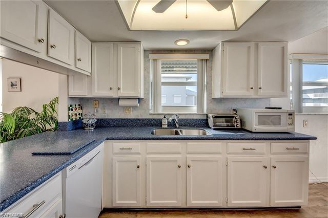 4541 Bay Beach LN 341, Fort Myers Beach, FL 33931