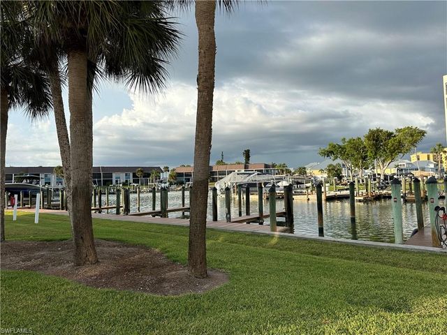 4541 Bay Beach LN 341, Fort Myers Beach, FL 33931