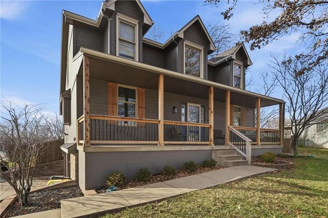 1201 Southcrest Drive, Blue Springs, MO 64015