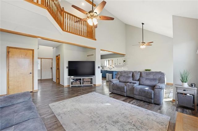 1201 Southcrest Drive, Blue Springs, MO 64015