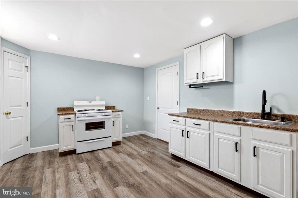 Image 37 of property listing at 85 JONES STATION RD, Arnold, MD 21012