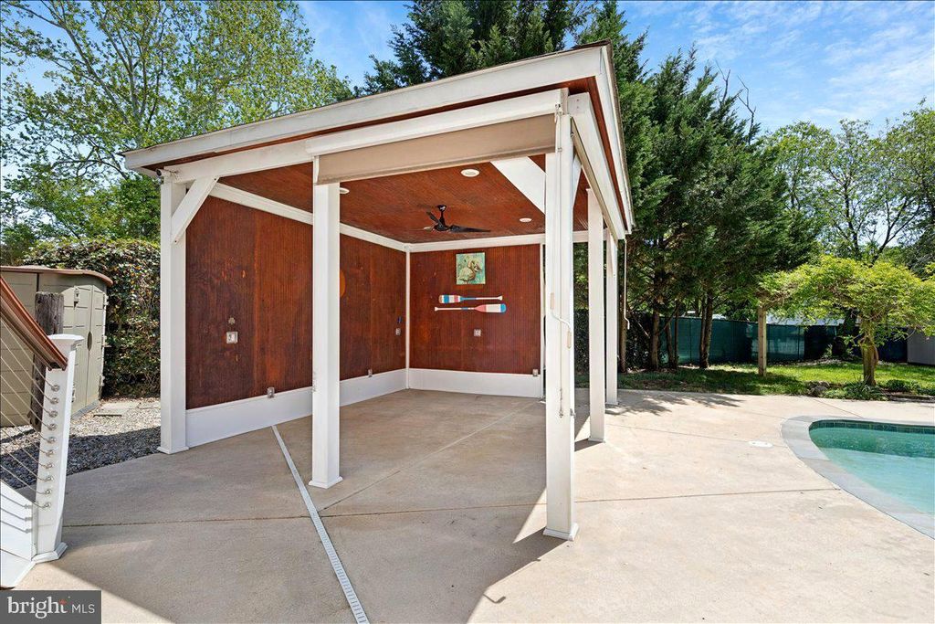 Image 47 of property listing at 85 JONES STATION RD, Arnold, MD 21012