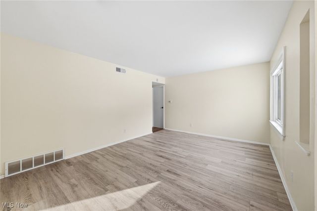 32801 Baldwin Road, Solon, OH 44139