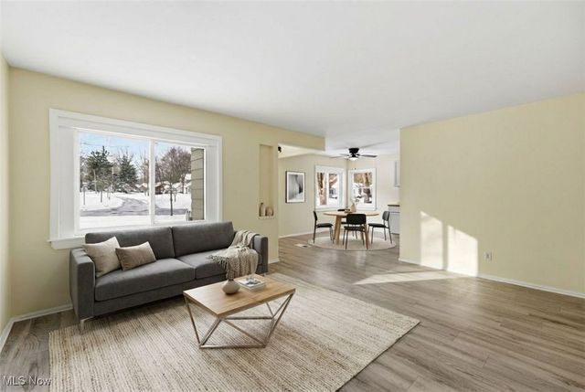 32801 Baldwin Road, Solon, OH 44139