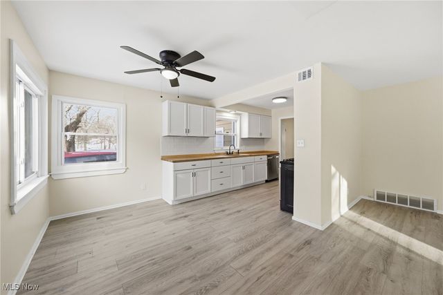 32801 Baldwin Road, Solon, OH 44139