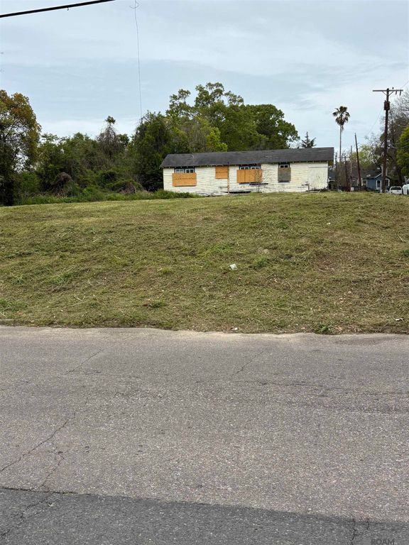 1823 Terrace St, Baton Rouge, LA 70791