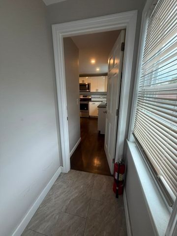 376 Revere Beach Pkwy 1, Revere, MA 02151
