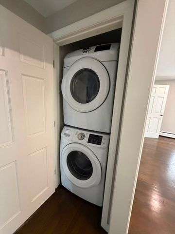 376 Revere Beach Pkwy 1, Revere, MA 02151