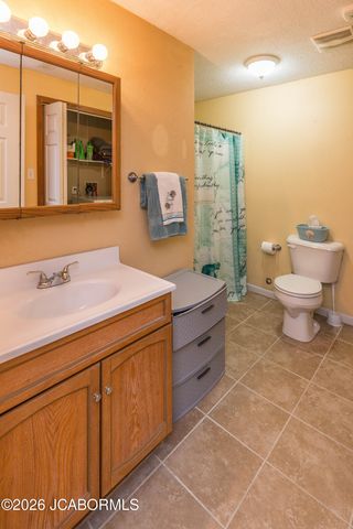 1520 DEL CERRO DRIVE, Jefferson City, MO 65101