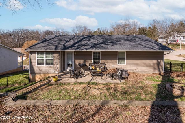 1520 DEL CERRO DRIVE, Jefferson City, MO 65101