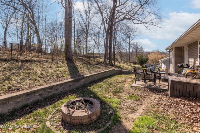 1520 DEL CERRO DRIVE, Jefferson City, MO 65101