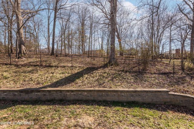 1520 DEL CERRO DRIVE, Jefferson City, MO 65101