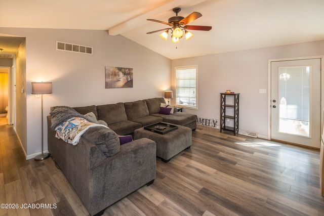 1520 DEL CERRO DRIVE, Jefferson City, MO 65101