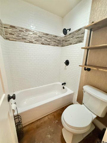 3116 Fareway Ln., Mt Pleasant, TX 75455