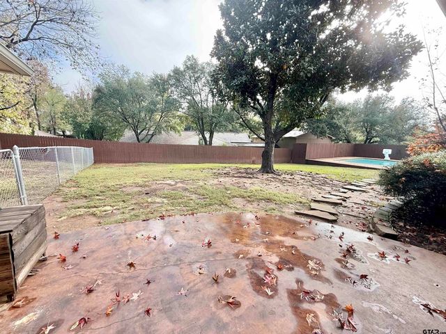 3116 Fareway Ln., Mt Pleasant, TX 75455