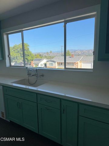 47 Grandview Circle, Camarillo, CA 93010