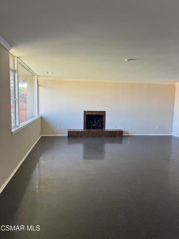 47 Grandview Circle, Camarillo, CA 93010