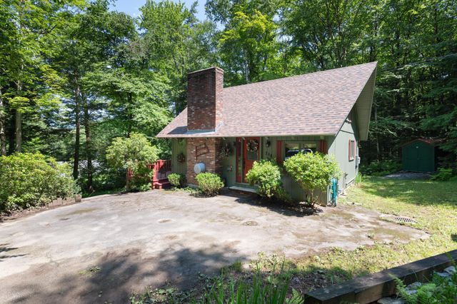 240 Old Bristol Road, New Hampton, NH 03256