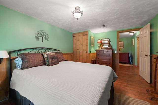 240 Old Bristol Road, New Hampton, NH 03256