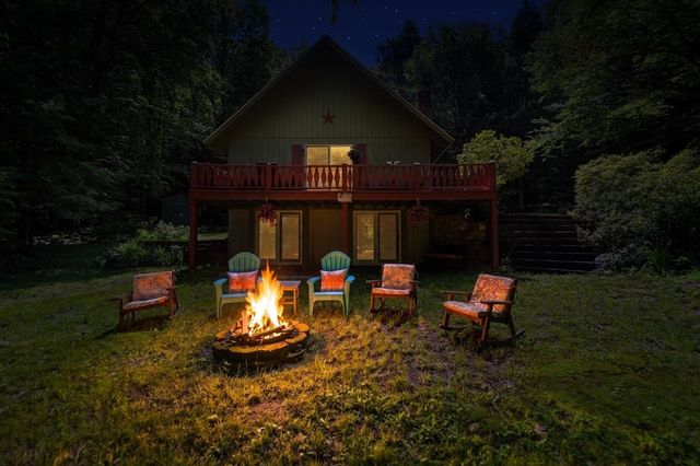 240 Old Bristol Road, New Hampton, NH 03256